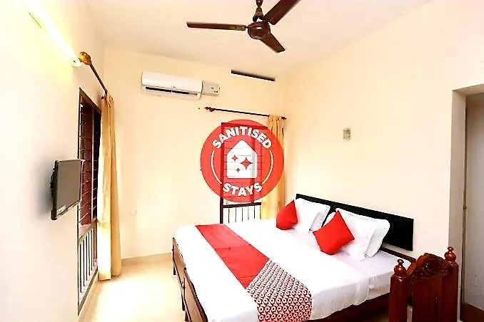 Hotel Sunday - Townhouse Club Airport Trivandrum トリバンドラム