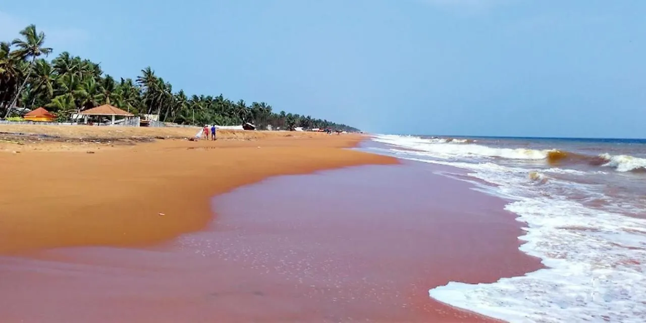 Hotel Sunday - Townhouse Club Airport Trivandrum トリバンドラム 3*,