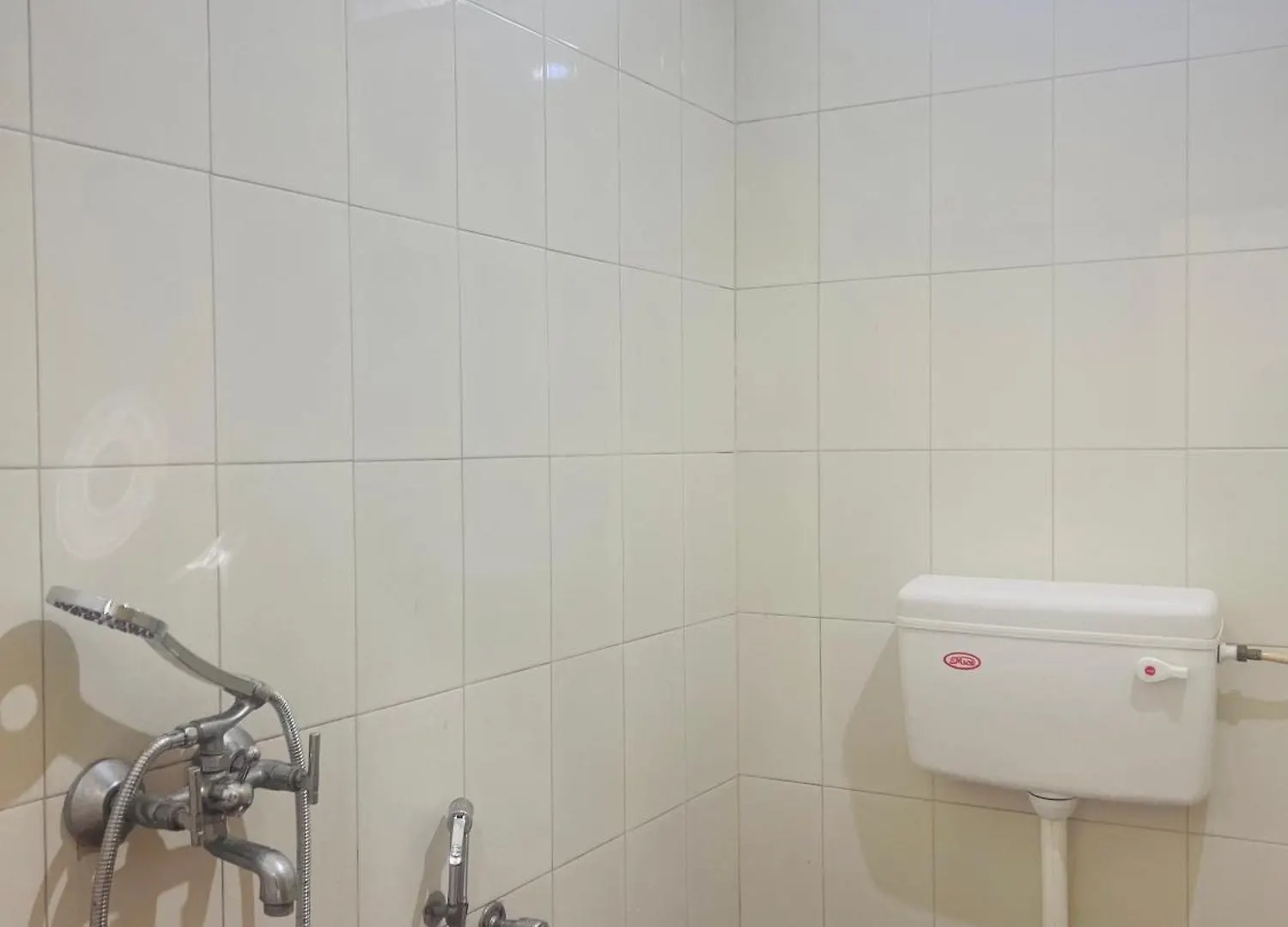 Hotel Sunday - Townhouse Club Airport Trivandrum トリバンドラム 3*,
