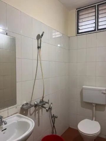 Hotel Sunday - Townhouse Club Airport Trivandrum トリバンドラム